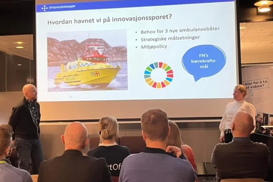 En person som holder en presentasjon