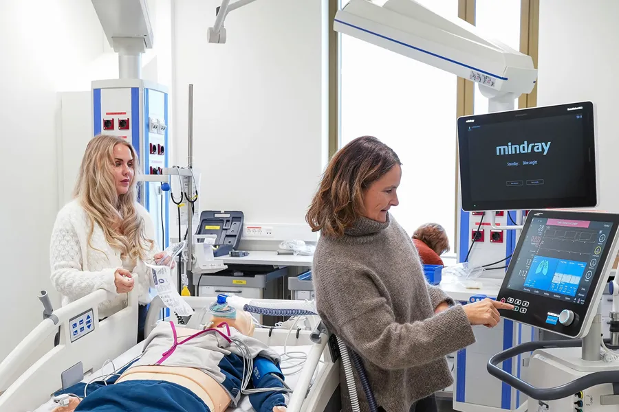 Noen få kvinner på sykehus